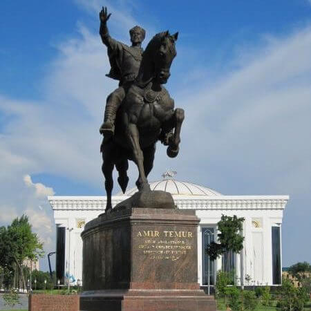 Statue of Amir Timur