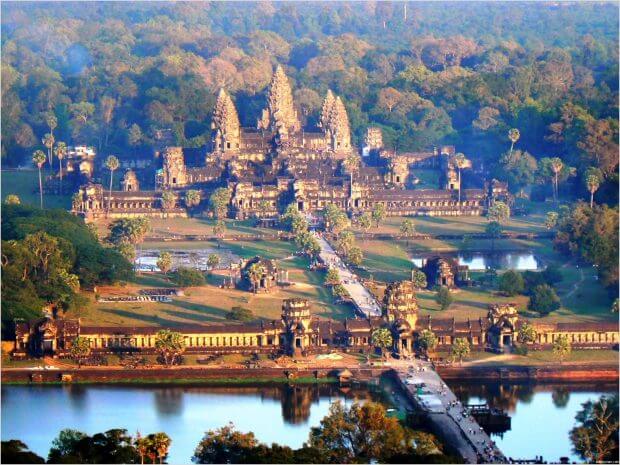 Angkor Wat Background HD 620x465 1